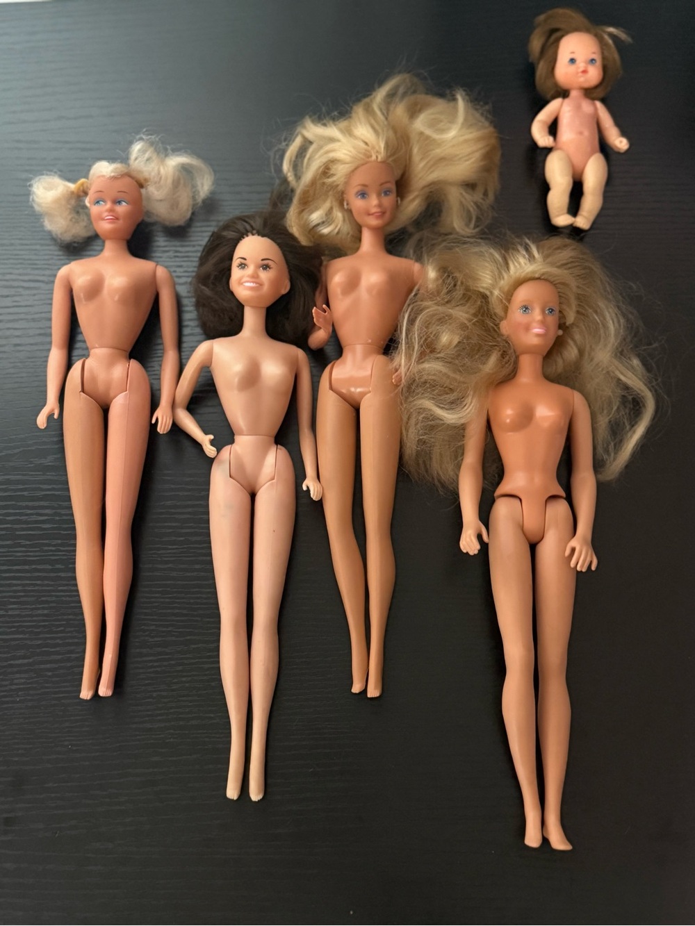 Bundle of (5) Vintage Barbie